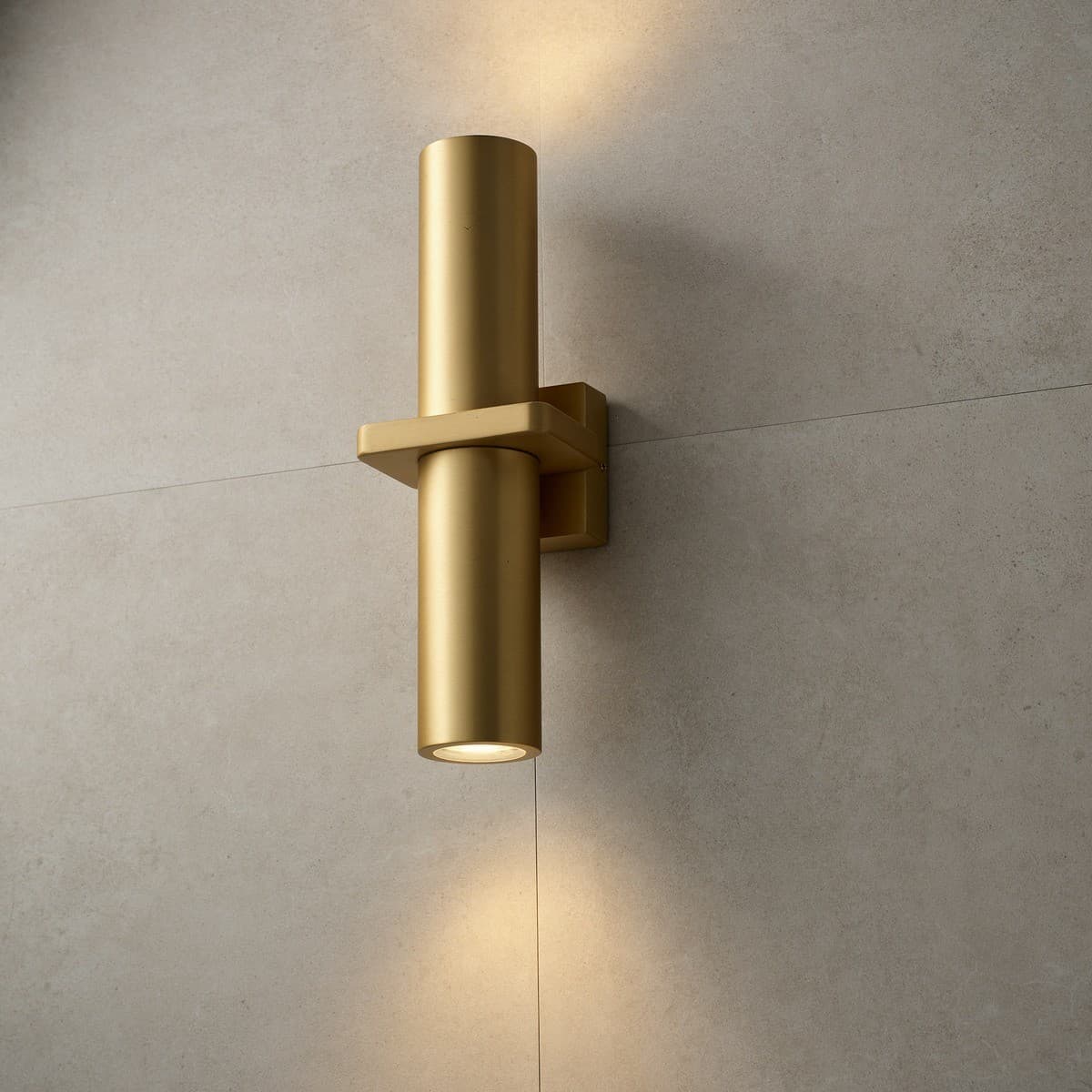 Made By Mayfair Seaside Una 2 Light Up/Down Wall Bracket in Brass-img-2
